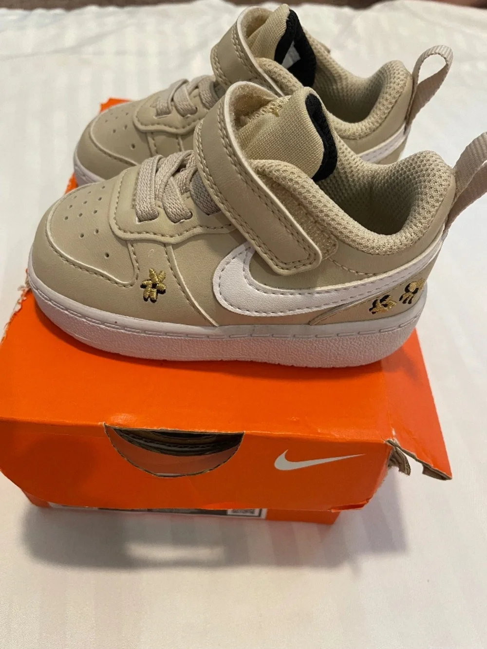 Nike revolution shoes